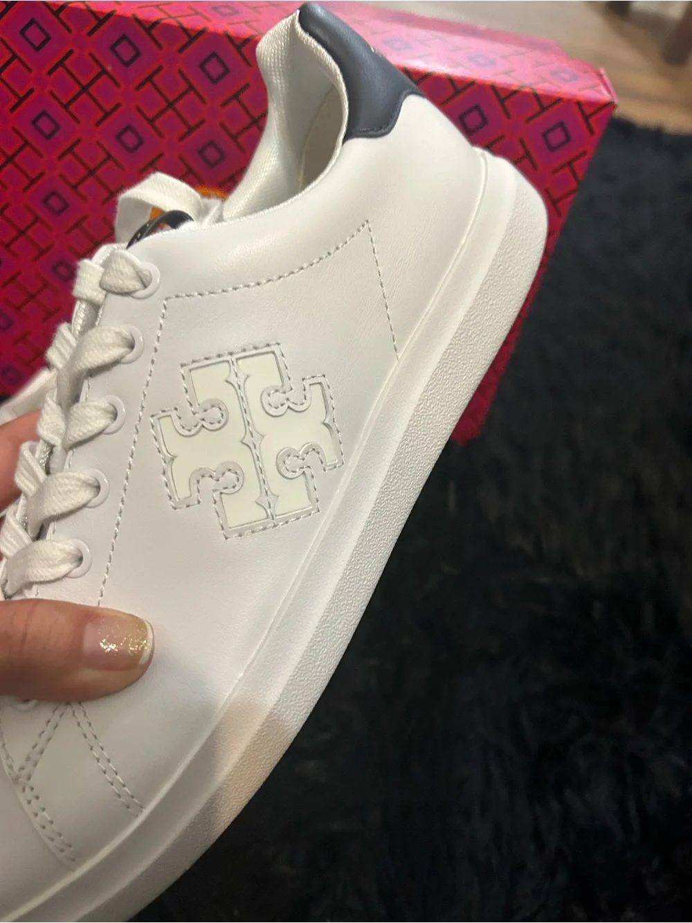 TORY BURCH TB white navy leather casual lace up shoes sneakers women’s 8.5 new